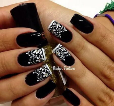 Black and White Decorated Nail