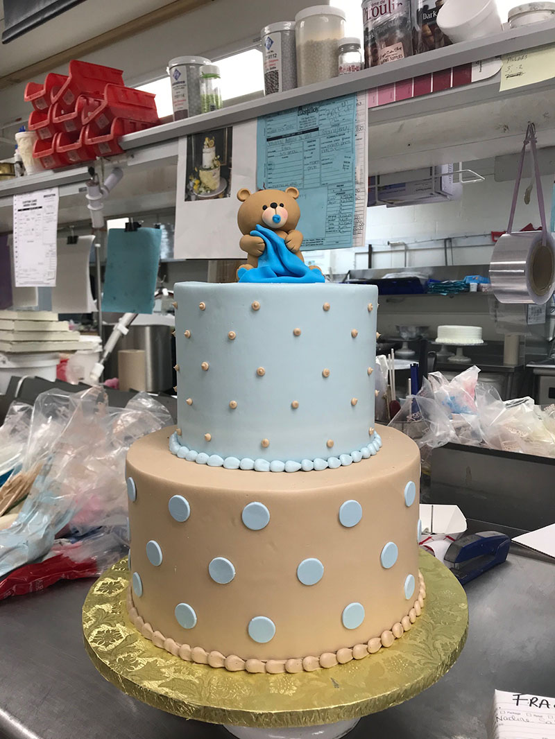 Teddy bear decorated cake