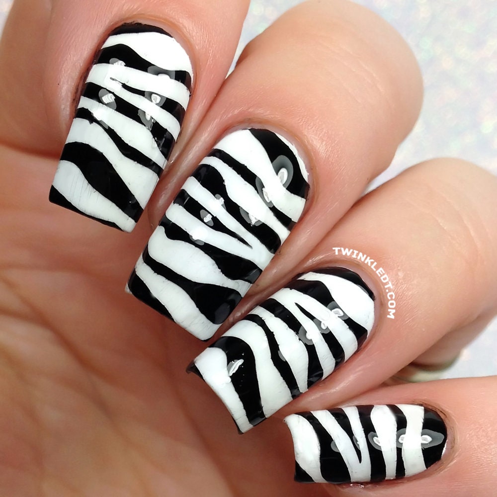 Zebra Decorated Nail