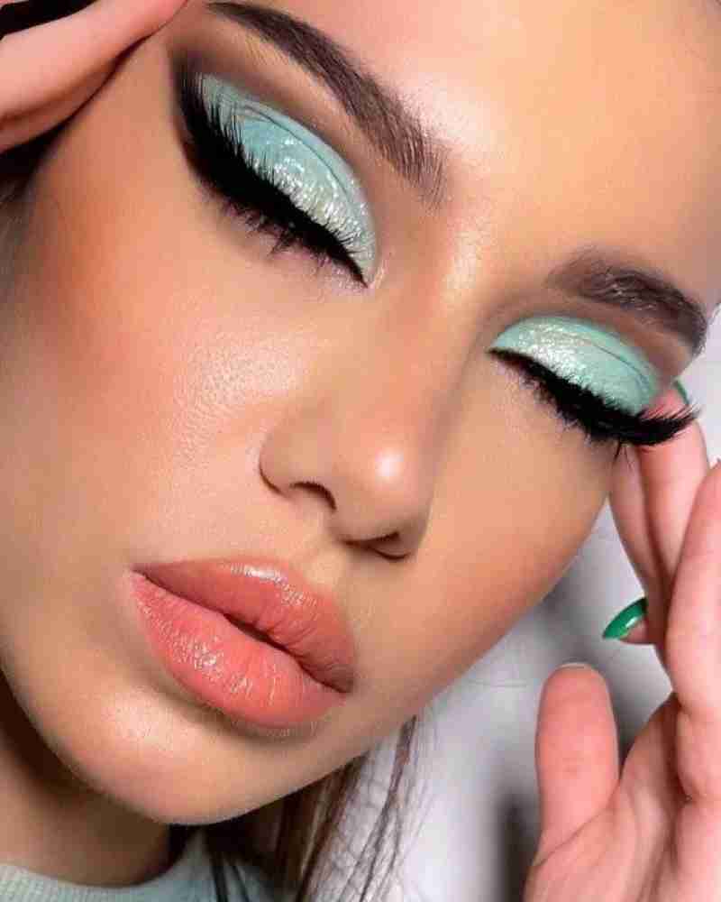 Mint Green Makeup Ideas