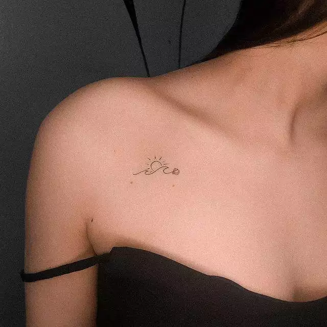 tatuagem feminina pequena