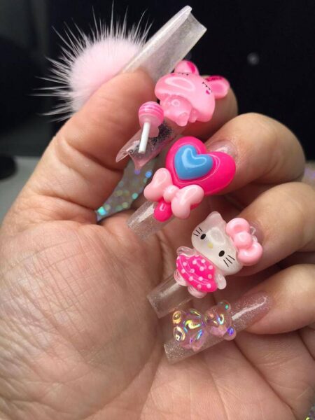 unhas-decoradas-hello-kitty