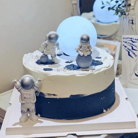 Astronaut Decorated Cake