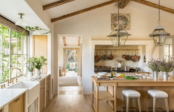 Provencal Kitchen Decoration