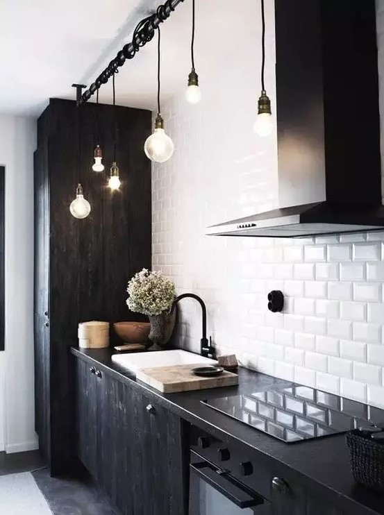 Black And White Kitchen Decoration