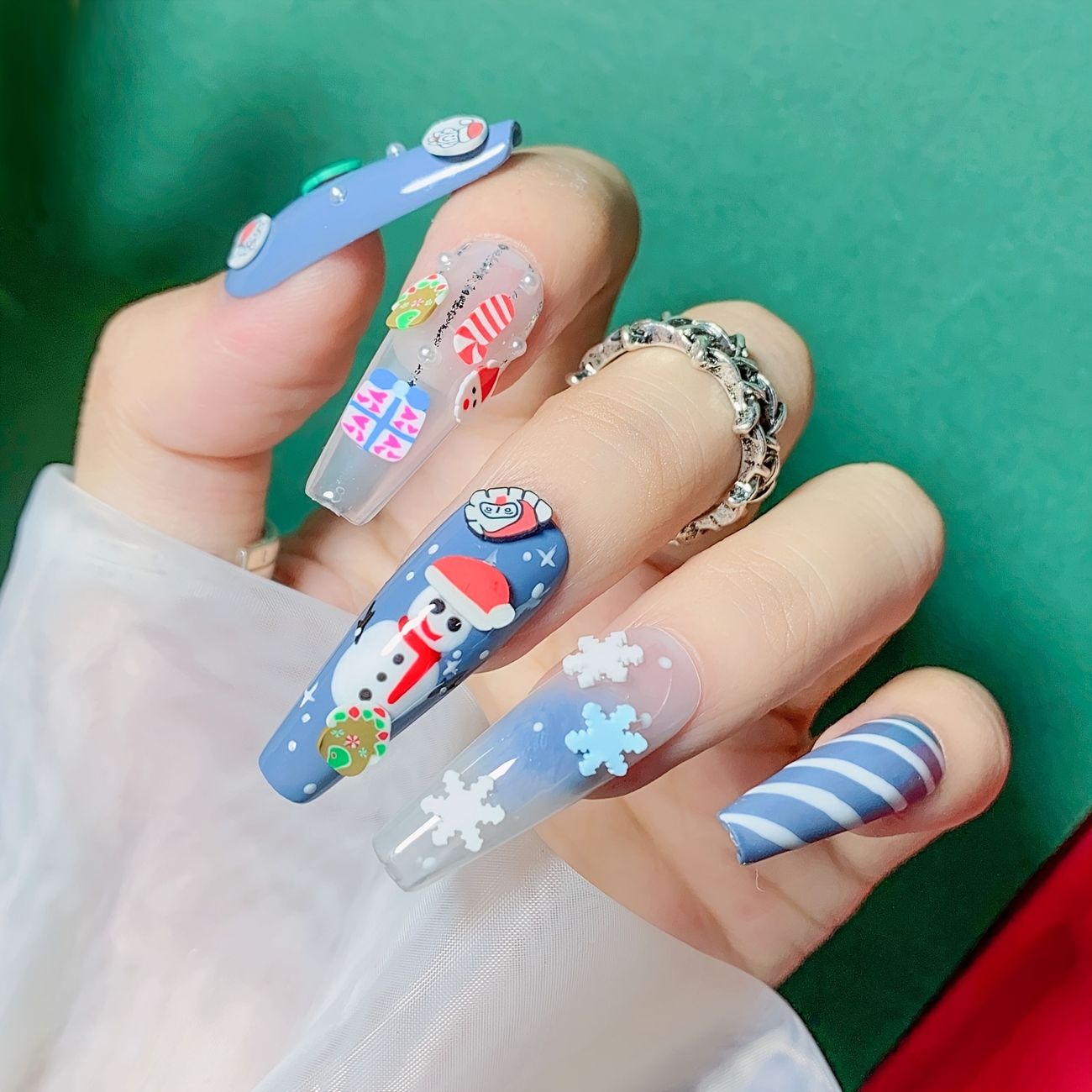 Kawaii Decorated Nails