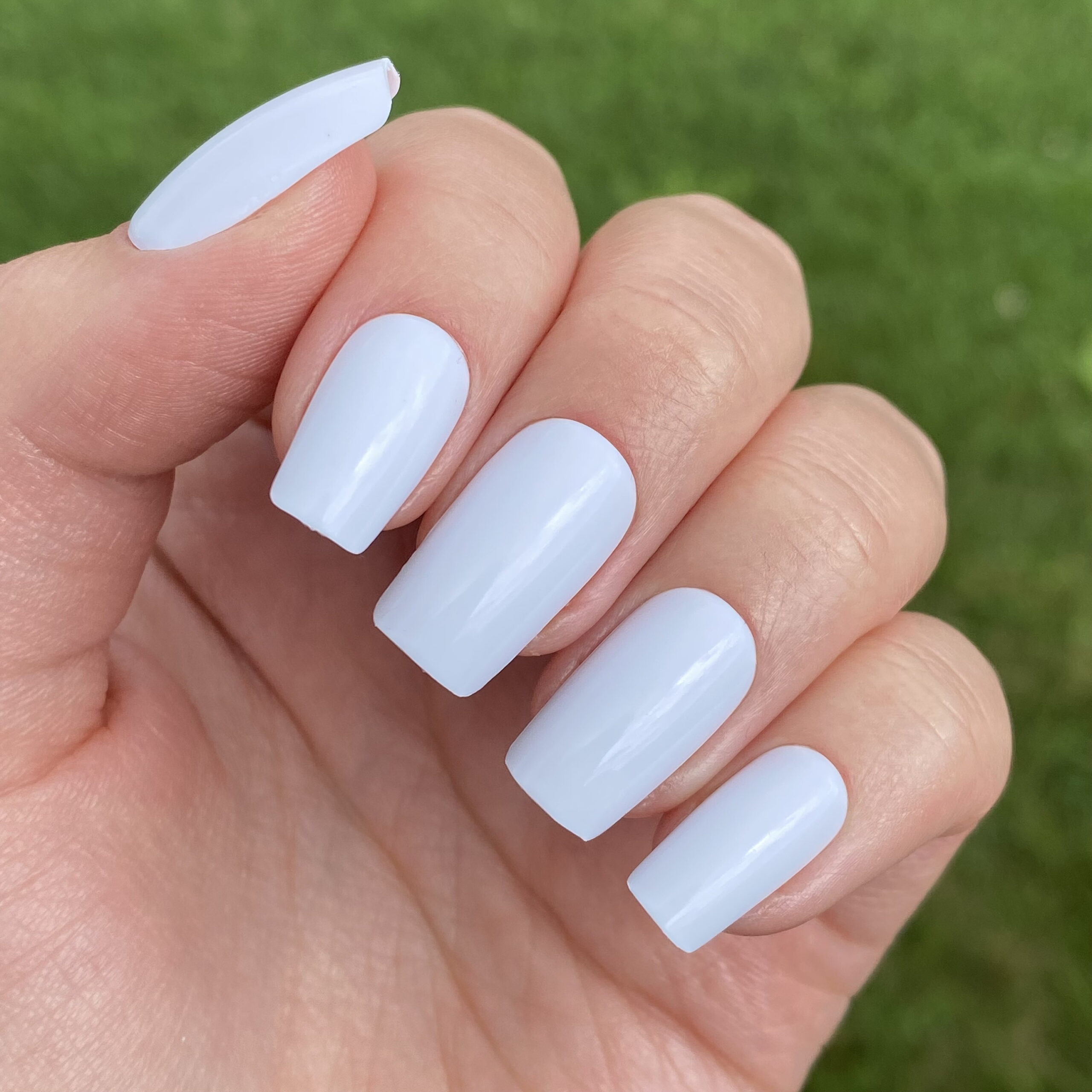 square nails