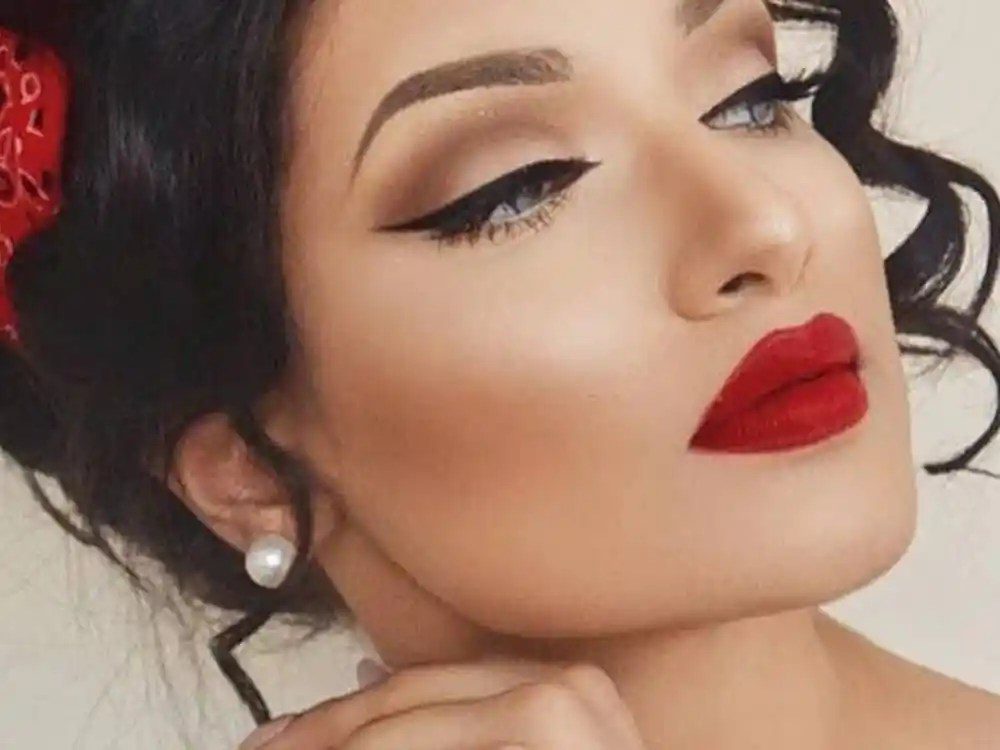 Makeup With Red Lipstick