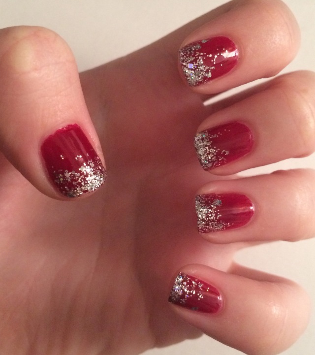 unhas-vermelhas-com-glitter