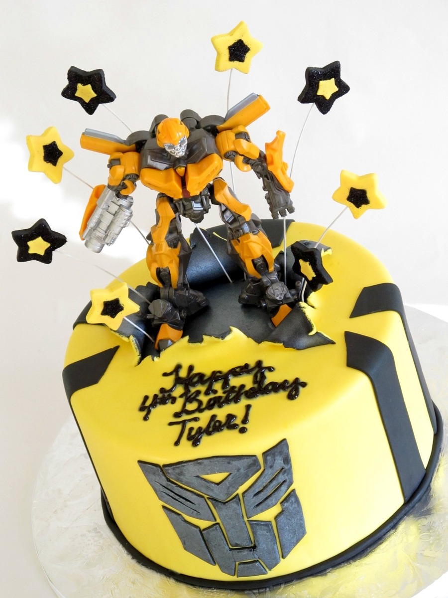 Transformers decorated cake