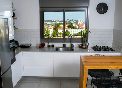 Kitchen Decoration With Window