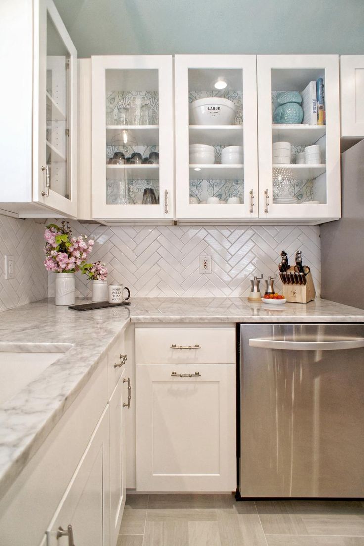 Decoration of White Kitchens