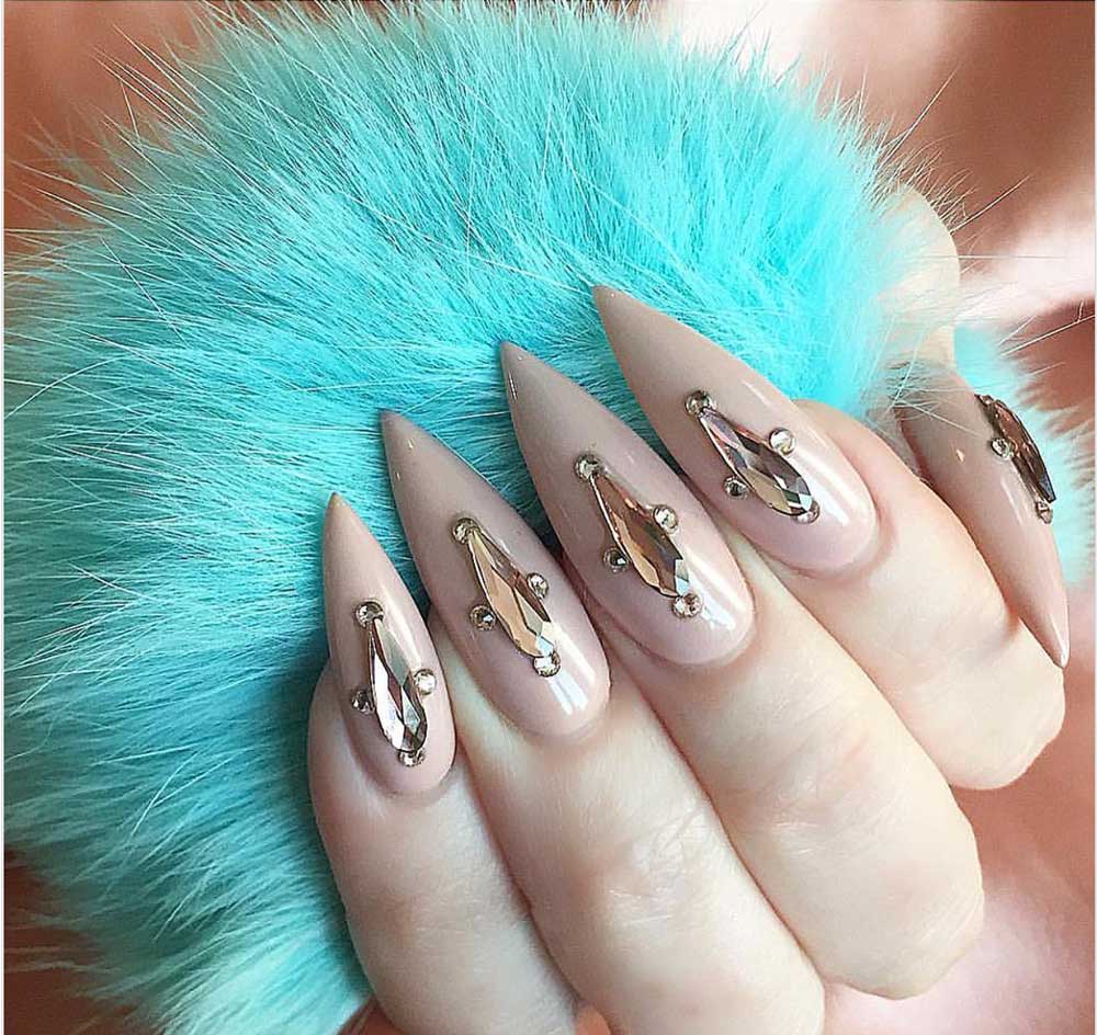 Stiletto Decorated Nail