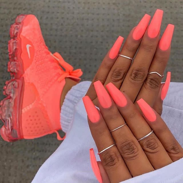 neon nails