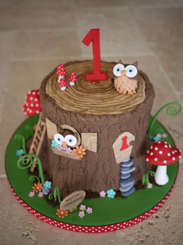 Owl Decorated Cake