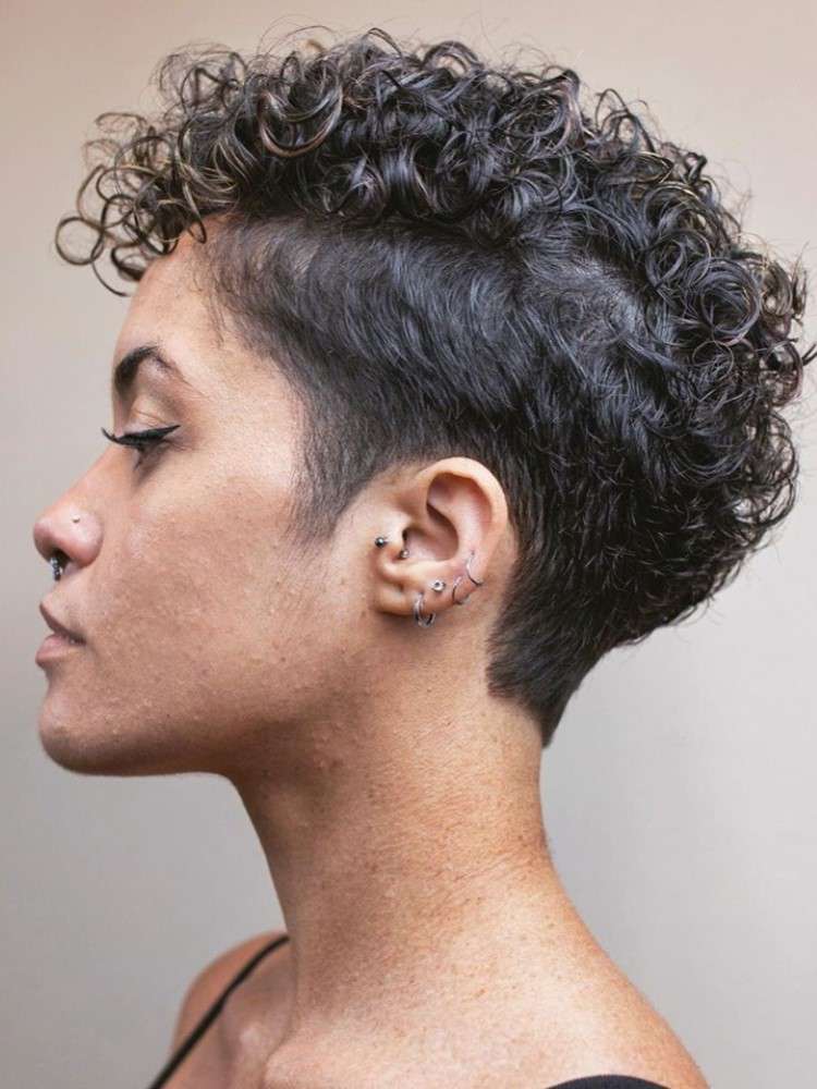 corte-de-cabelo-curto-feminino-cacheado