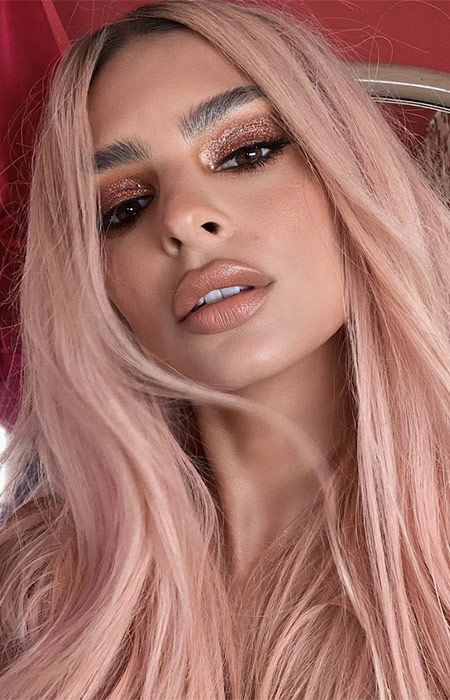 celebrities with pastel pink hair