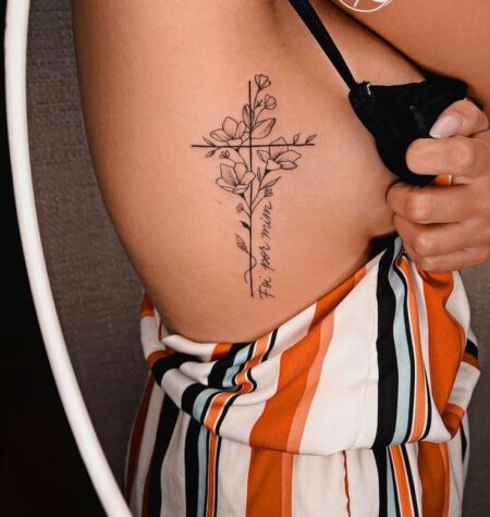 tatuagem-feminina-costela