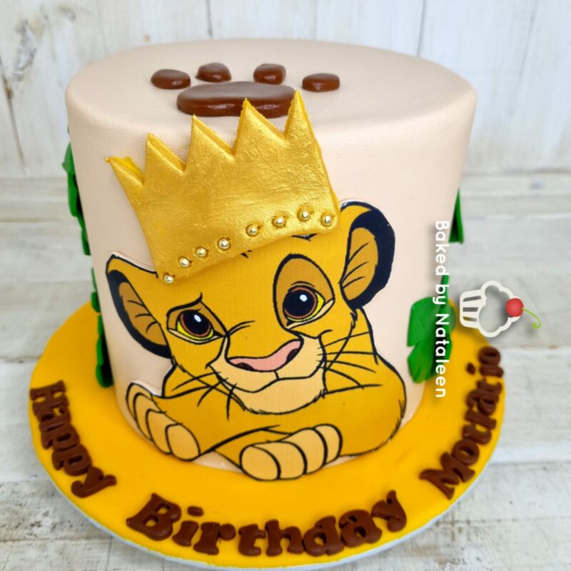 Lion Decorated Cake