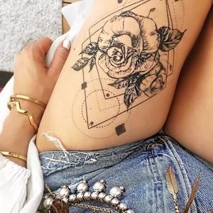 tatuagem-feminina-coxa