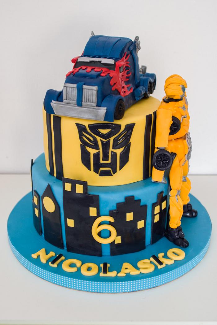 Transformers decorated cake