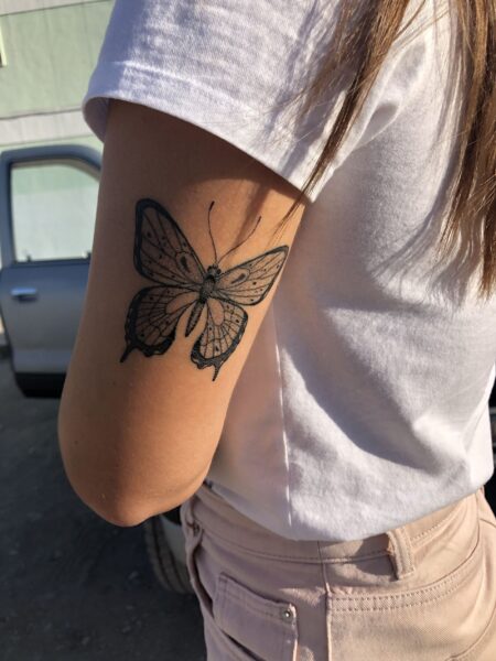 tatuagem-feminina-borboleta-no-braco