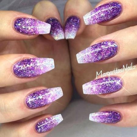 unhas-decoradas-de-roxo