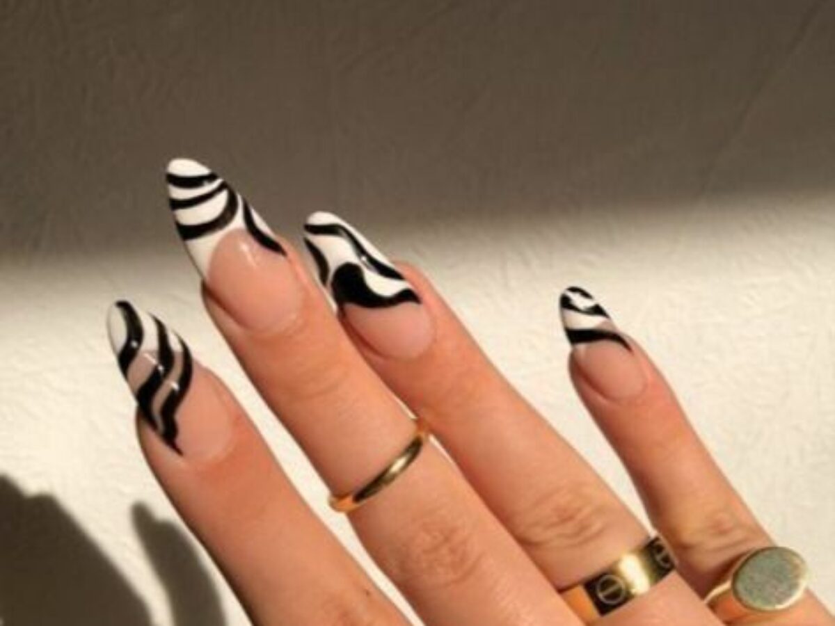 Unhas Decoradas Em Preto E Branco