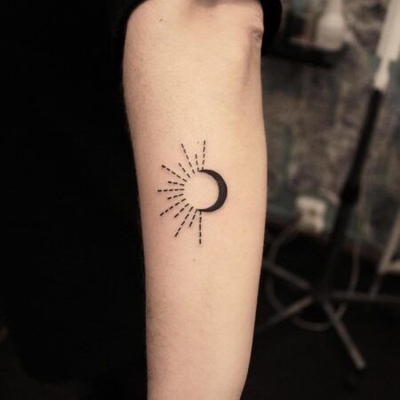 tatuagem-feminina-sol-e-lua