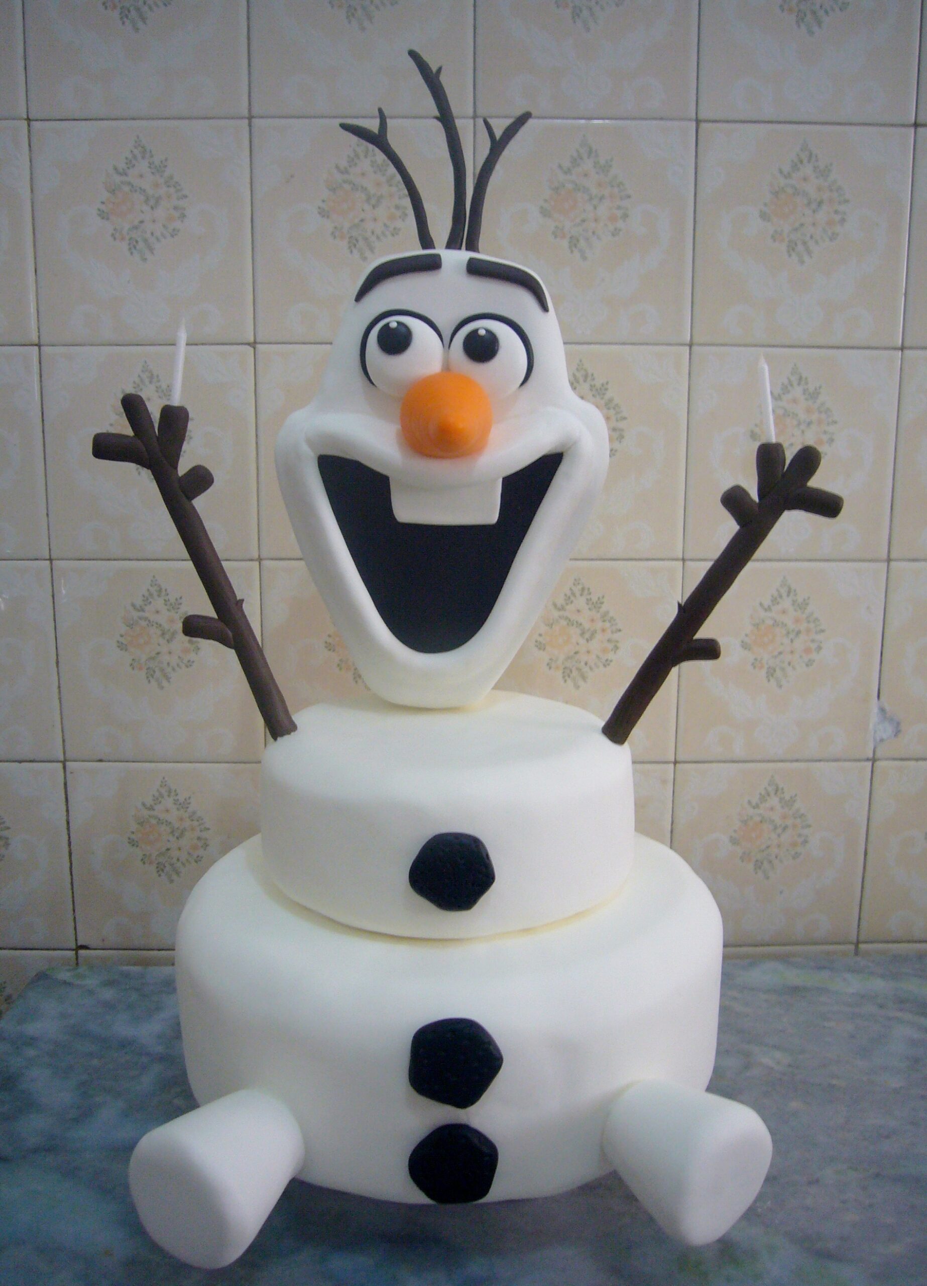 Bolo Decorado Olaf