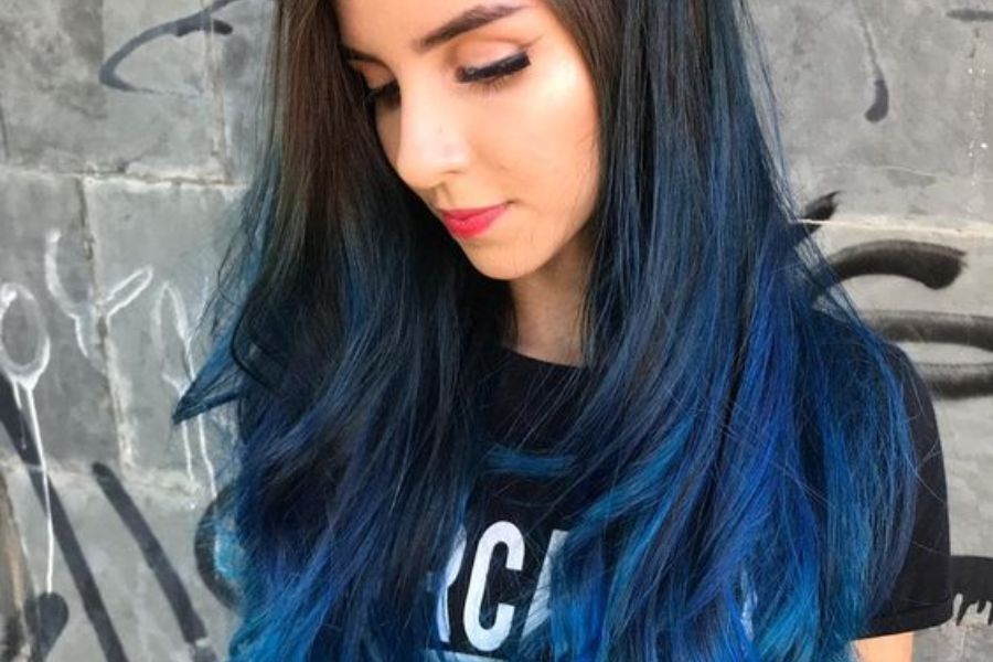 Cabelo Azul com Mechas