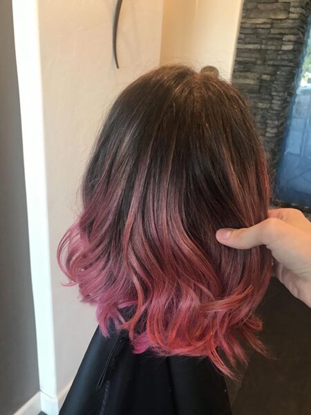 cabelo-rosa-pastel-feminino