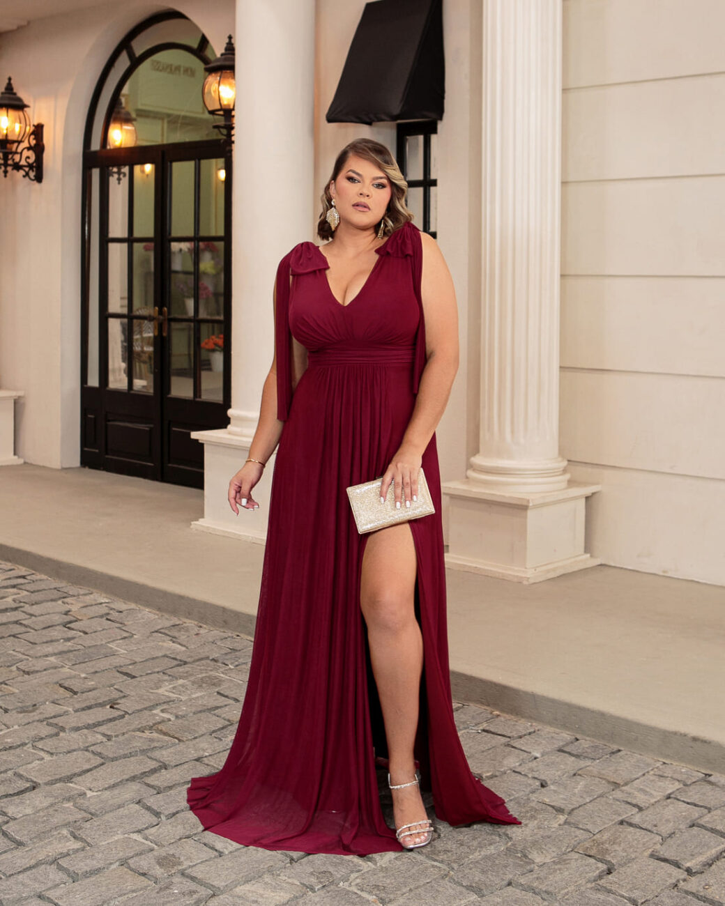 look-com-vestido-marsala