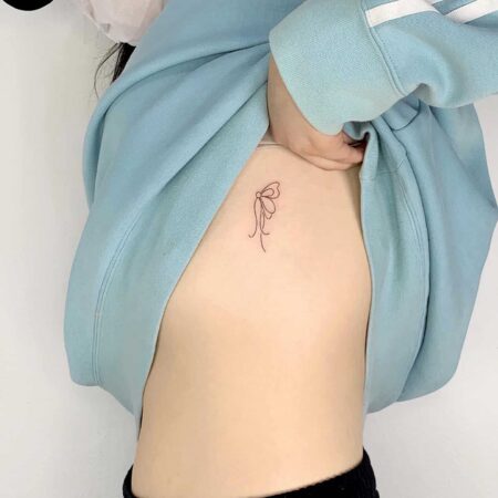 tatuagem-feminina-costela