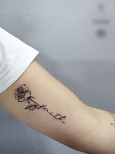 tatuagem-feminina-fe