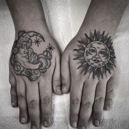 tatuagem-feminina-sol-e-lua