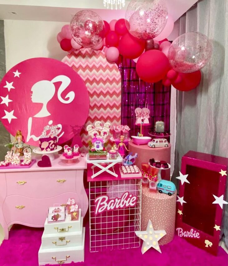 Decoração de festa da barbie