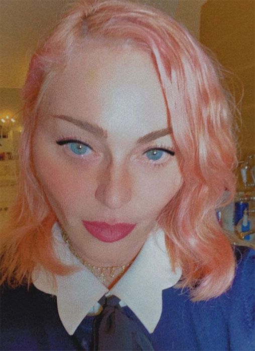 celebrities with pastel pink hair