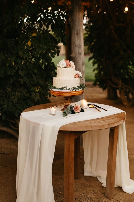 Bolo de Casamento Rustico