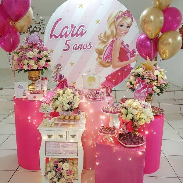 Decoração de festa da barbie