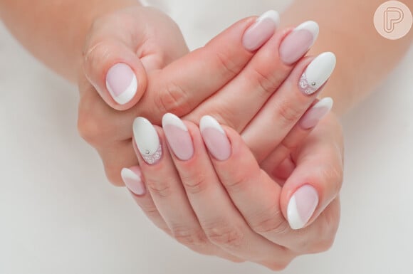 Decorated Nails for Brides