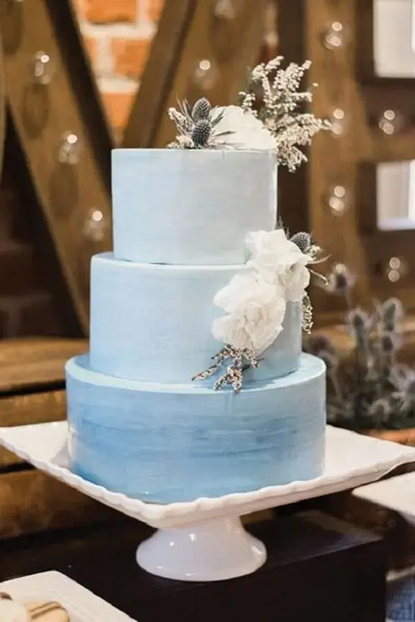 Bolo de Casamento Azul E Branco