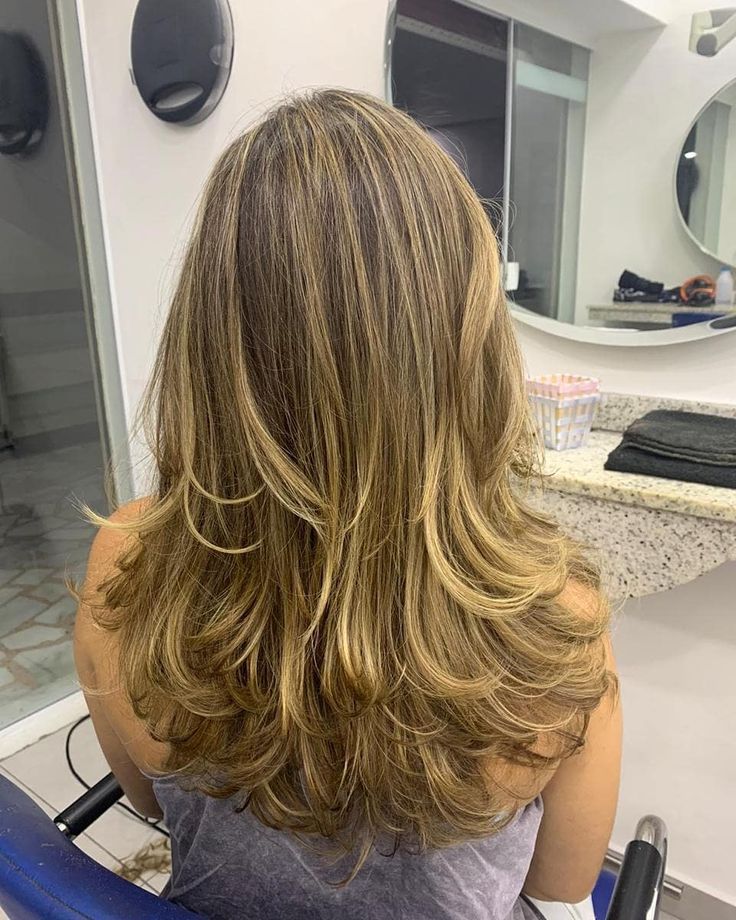 corte de cabelo feminino longo