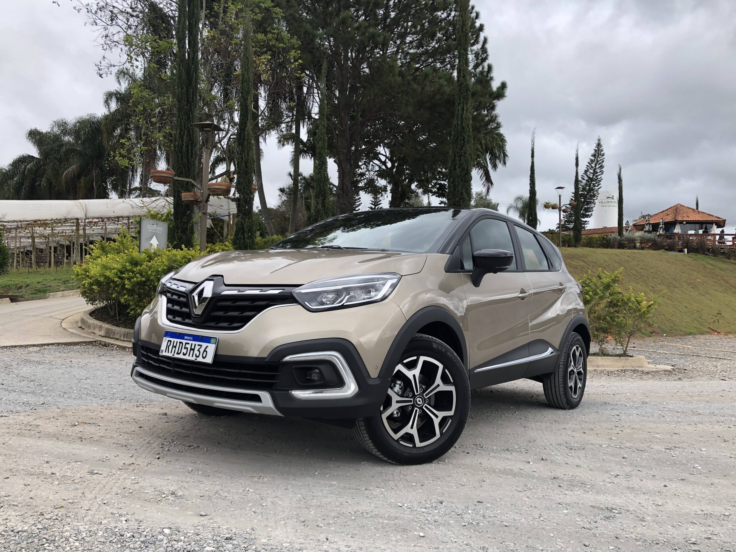 Renault Captur 2024: como anda o SUV com novo motor turbo? | Lançamentos | iG