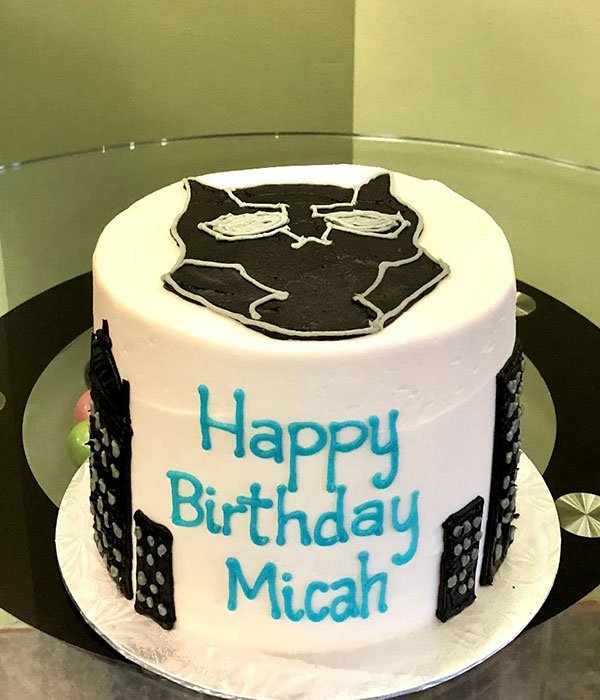 black panther cake