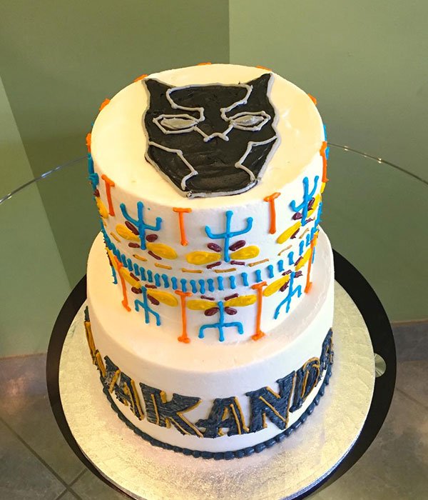 black panther cake