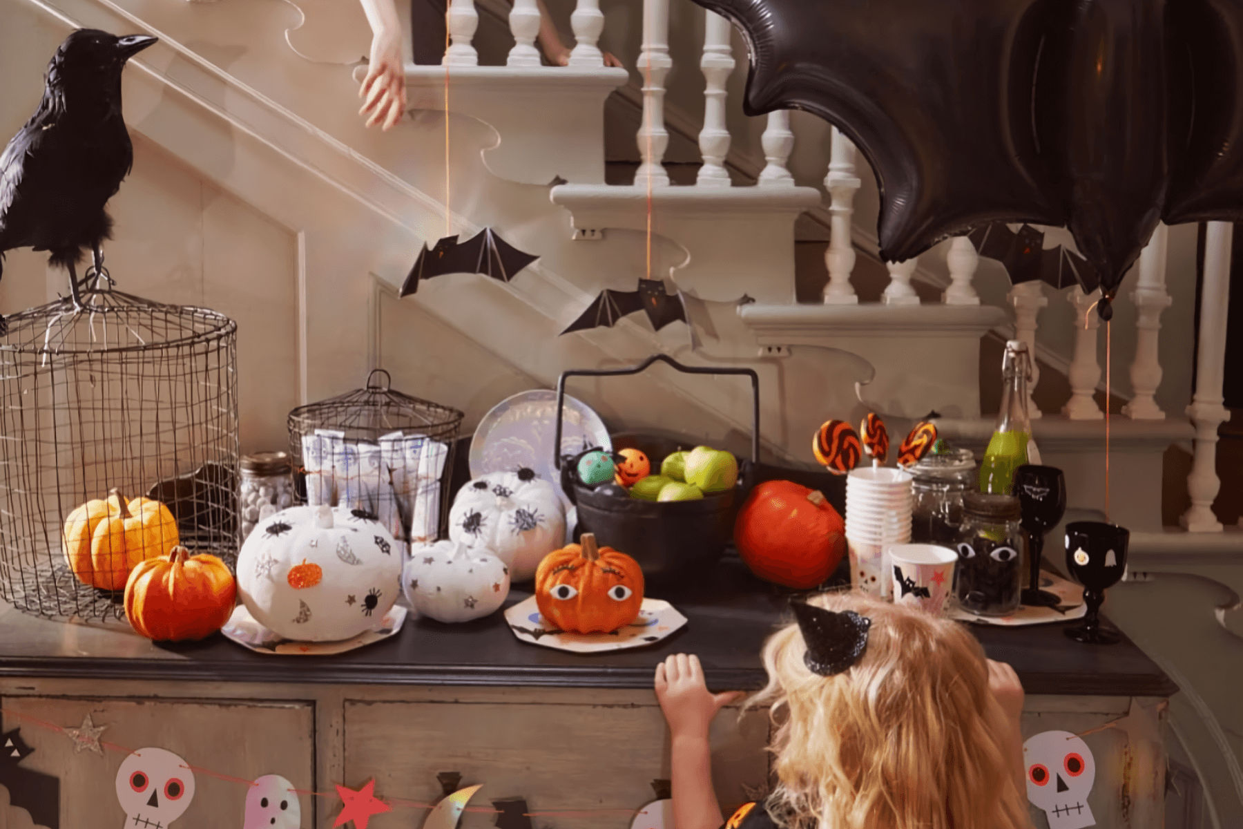 Halloween Party Decor