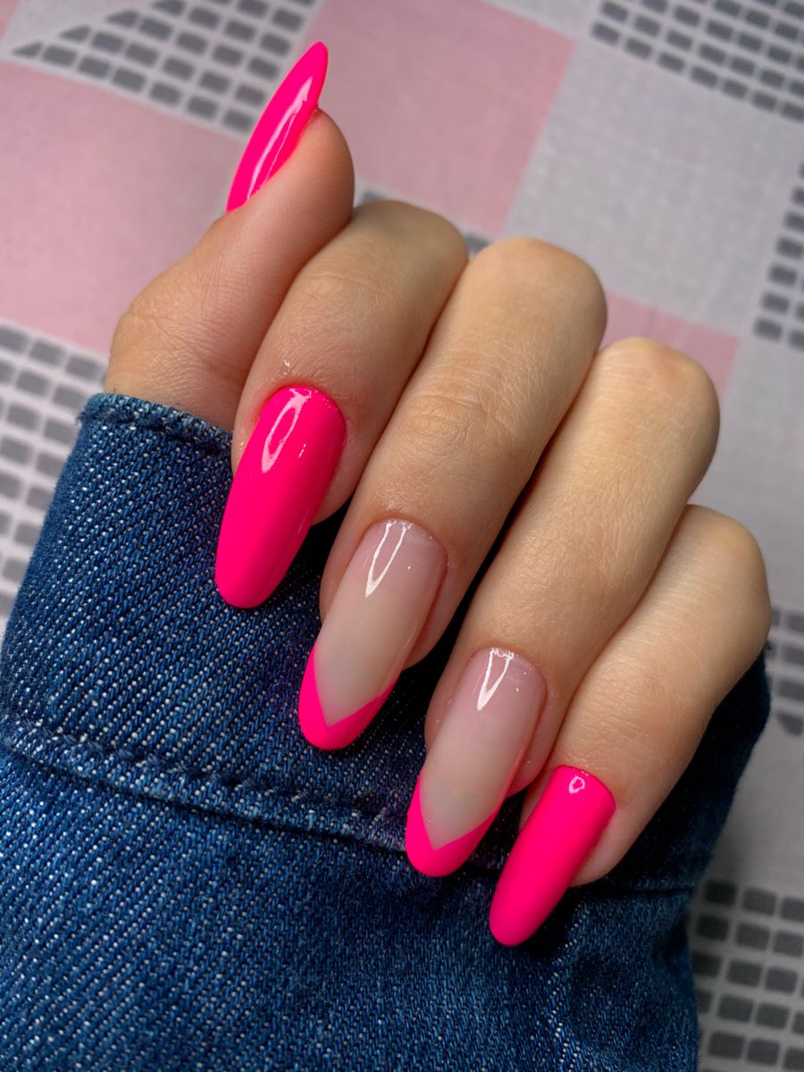 Unha Rosa Neon Decorada