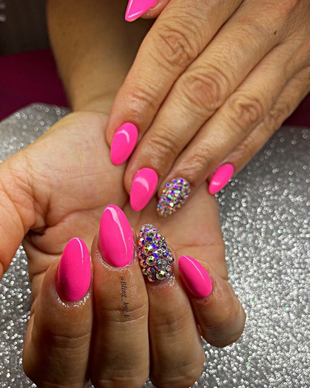 Unha Rosa Neon Glitter