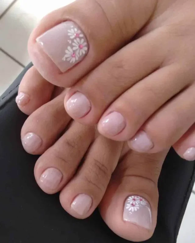 Unhas Do Pé Com Flores